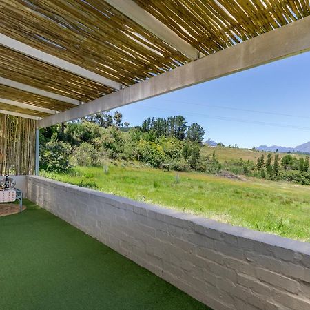 Вилла Wildlife Retreat On A Wine-Farm Стелленбос Экстерьер фото